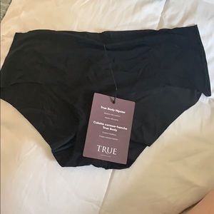 Black True & Co True Body Hipster